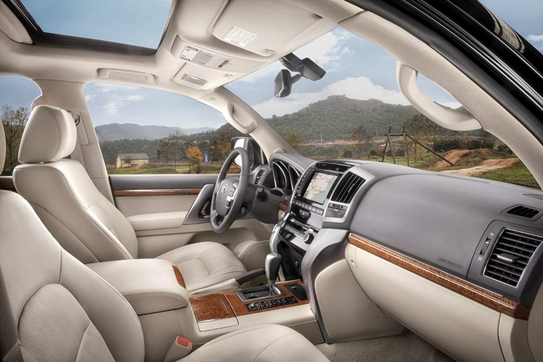 Toyota Land Cruiser V8 po retuszu