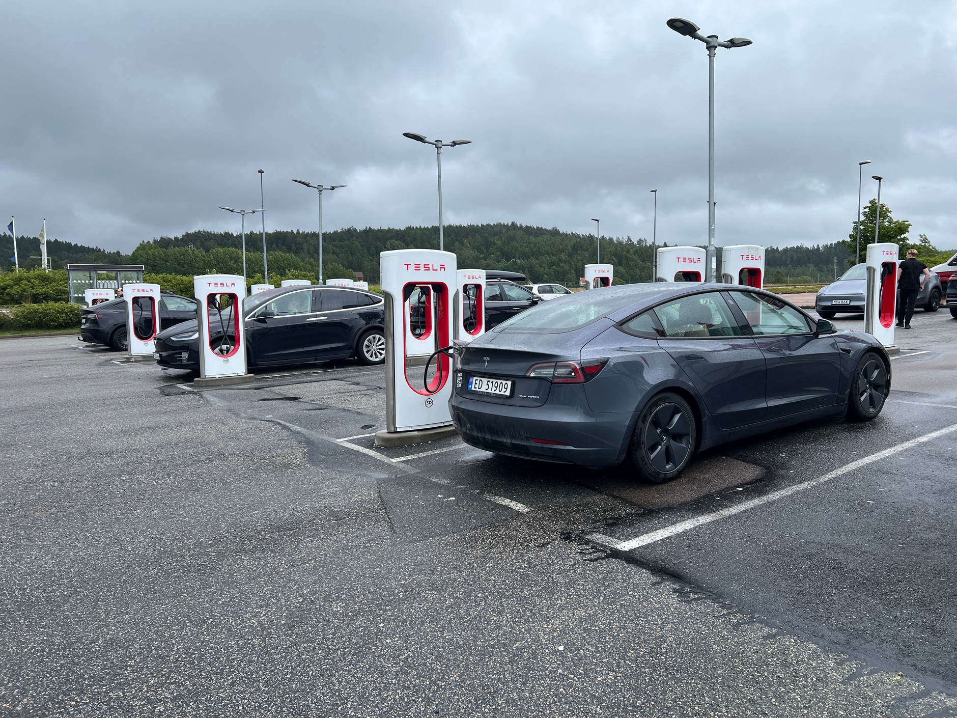 Stacja ładowania Tesli w Norwegii