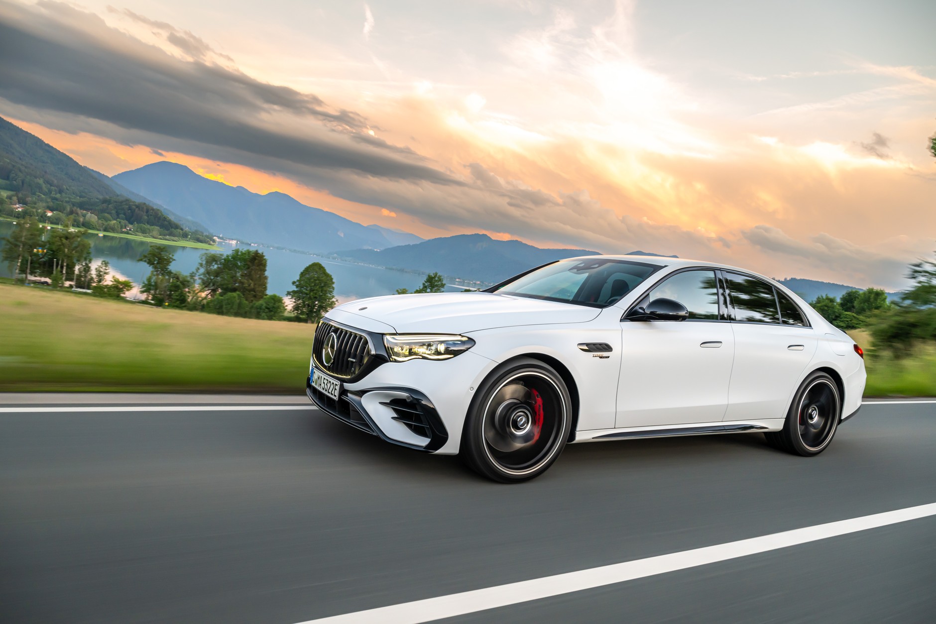 Mercedes-AMG E53 Hybrid 4MATIC+