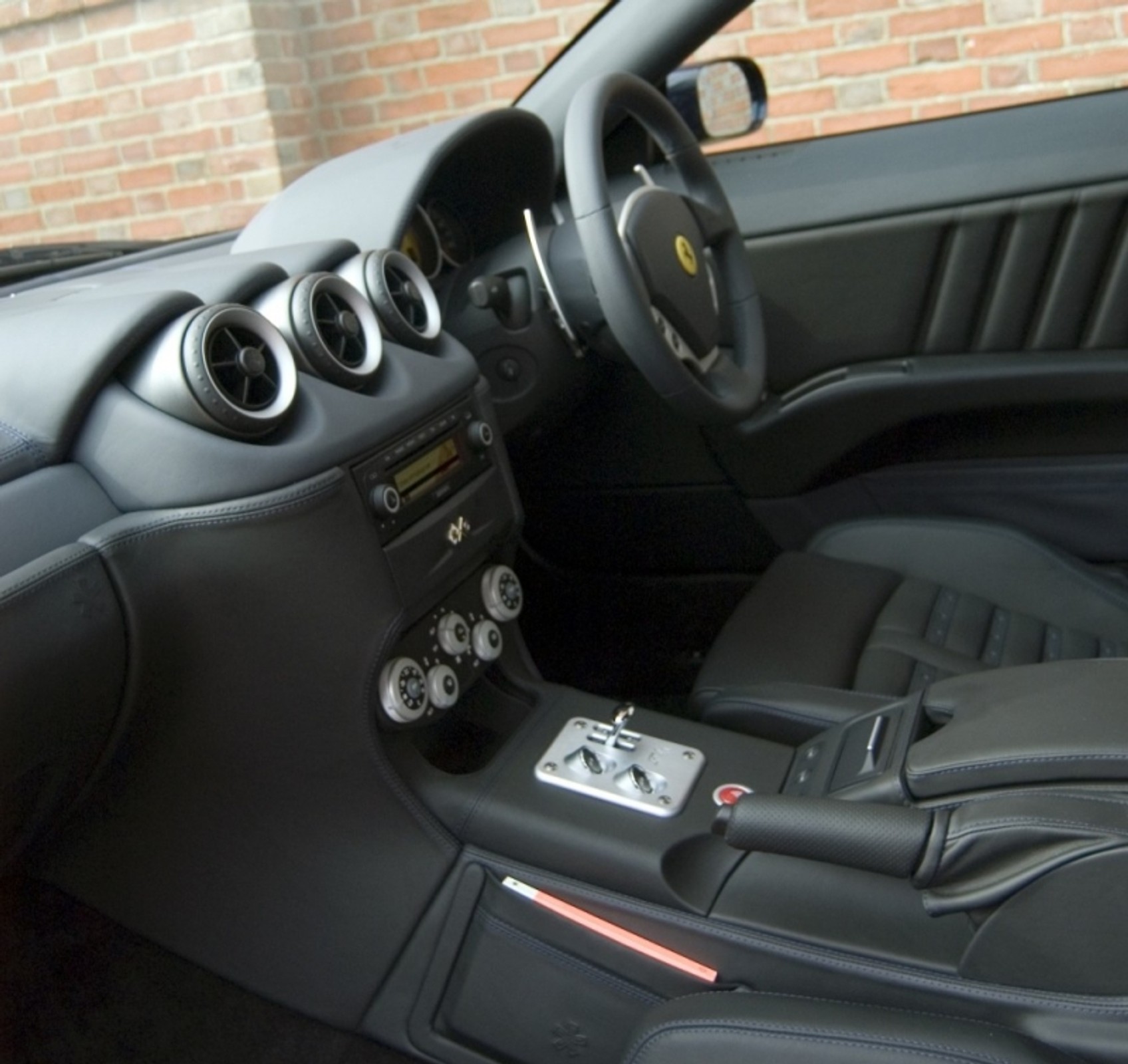 Ferrari 612 Scaglietti Special Edition na zamówienie pisma Wallpaper