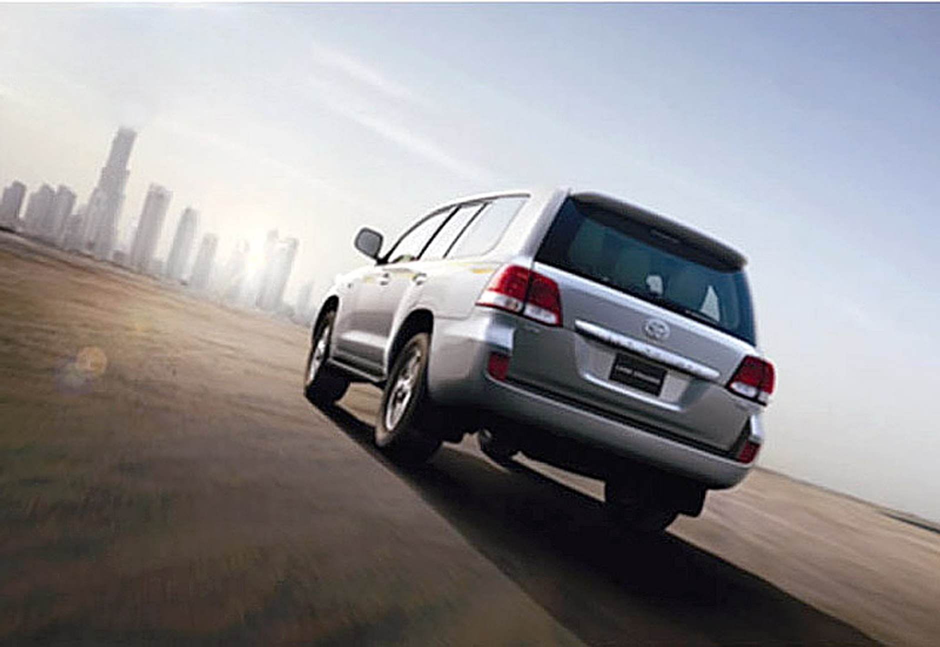 Zdjęcia szpiegowskie: Toyota Land Cruiser - przeciek oficjalnych zdjęć!