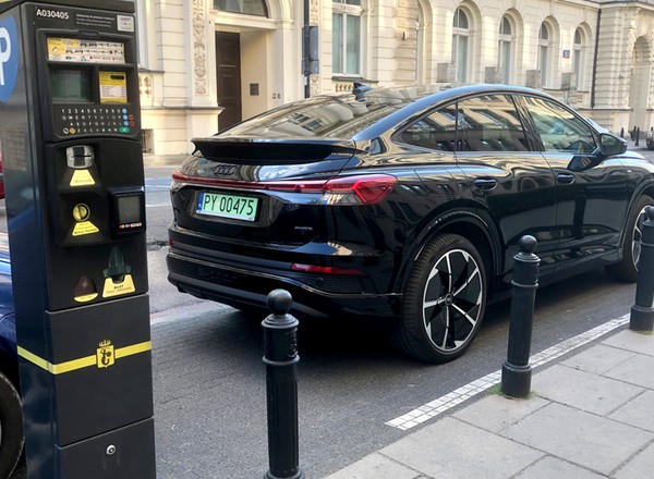 Przesiadłem się na tydzień do elektryka. Takich wniosków się nie spodziewałem