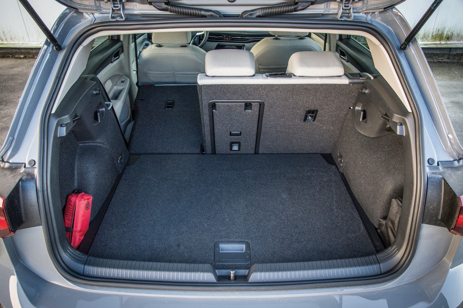 Porównanie: VW Golf VIII kontra BMW serii 1, Kia Ceed, Mercedes klasy A i Opel Astra