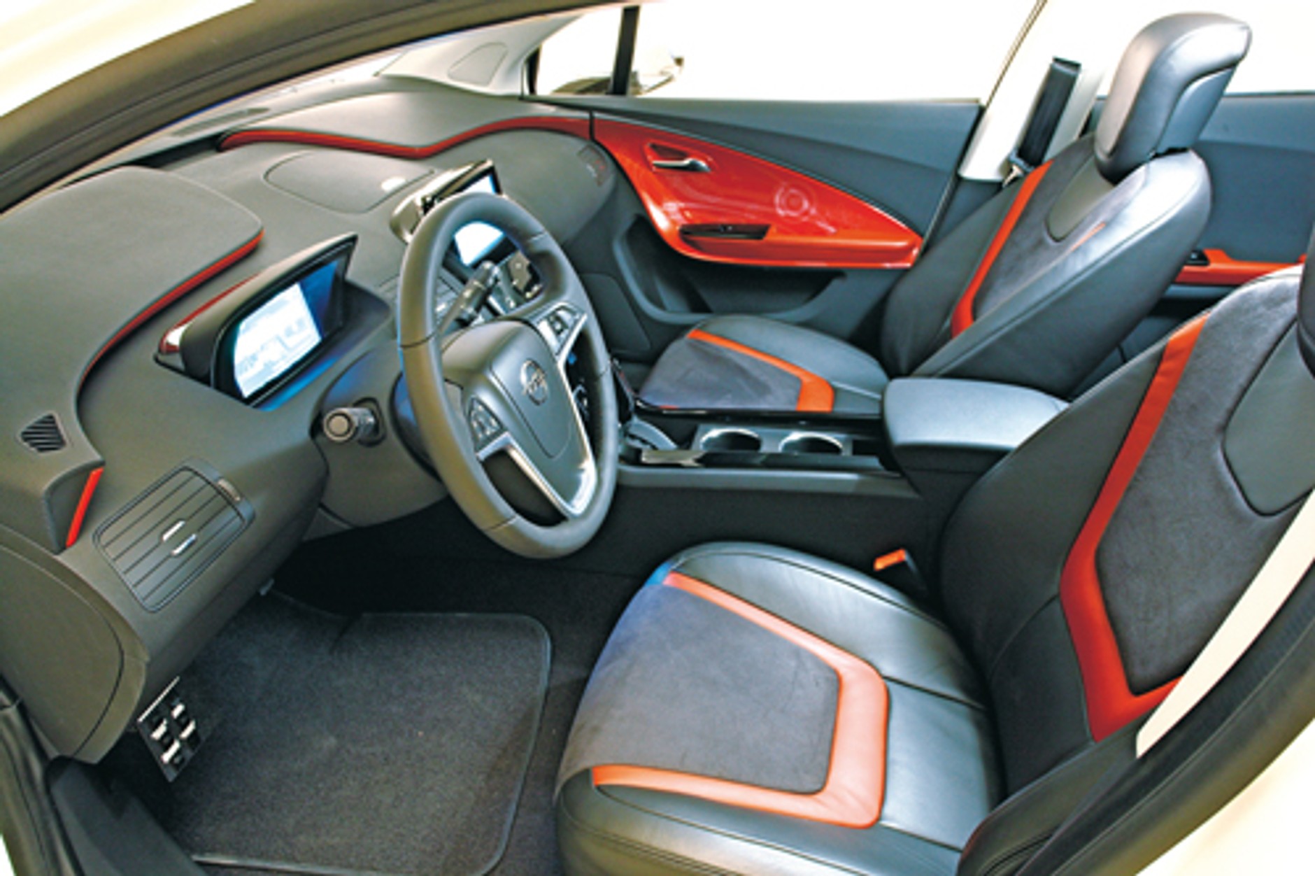 Opel Ampera, auto oczekiwane w napięciu