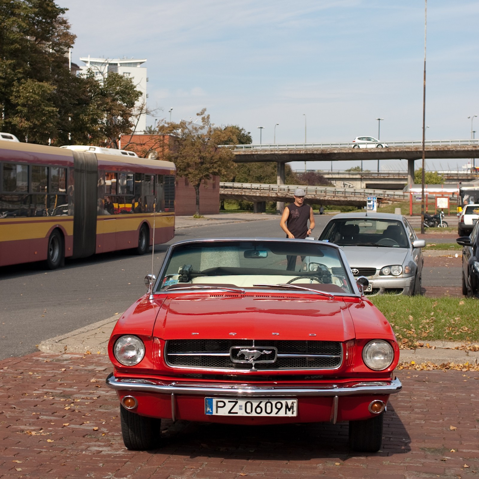 Symfonia Zabytków 2011, czyli parada aut klasycznych