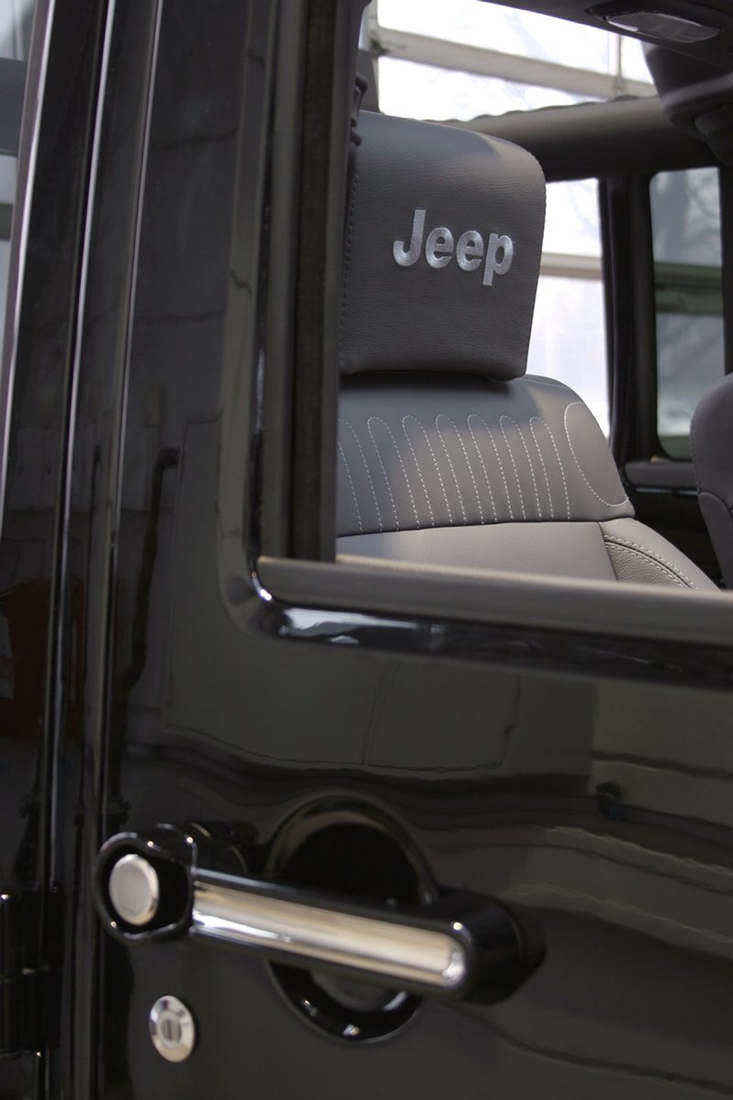 Jeep Wrangler Unlimited Startech – nigdy więcej terenówką