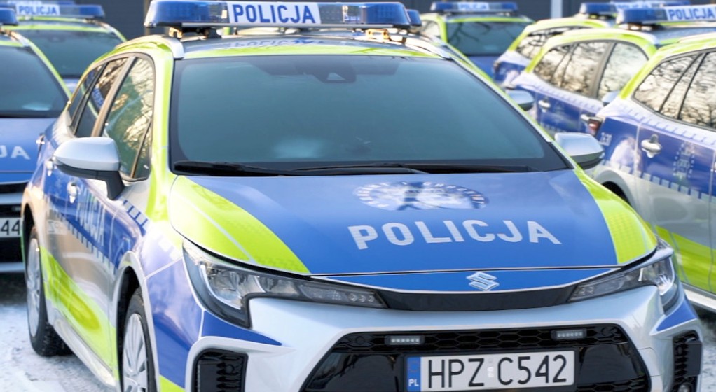 Warszawska policja otrzymała 35 radiowozów
