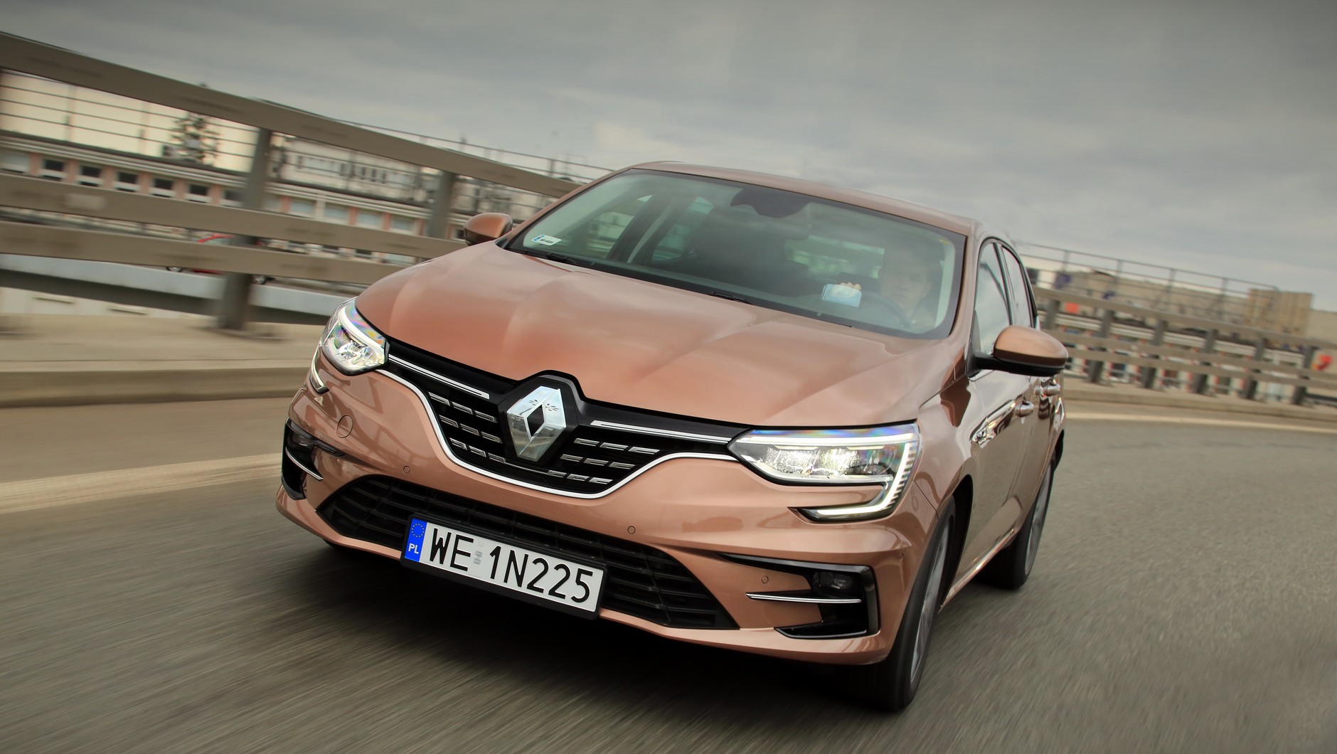 Renault Megane przez pięć ostatnich lat podrożało o 30 tys. zł.