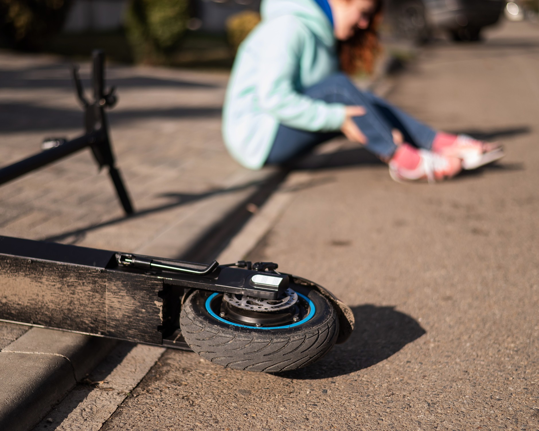 Warszawa: co weekend 40 osób trafia do szpitala z powodu wypadków na hulajnogach