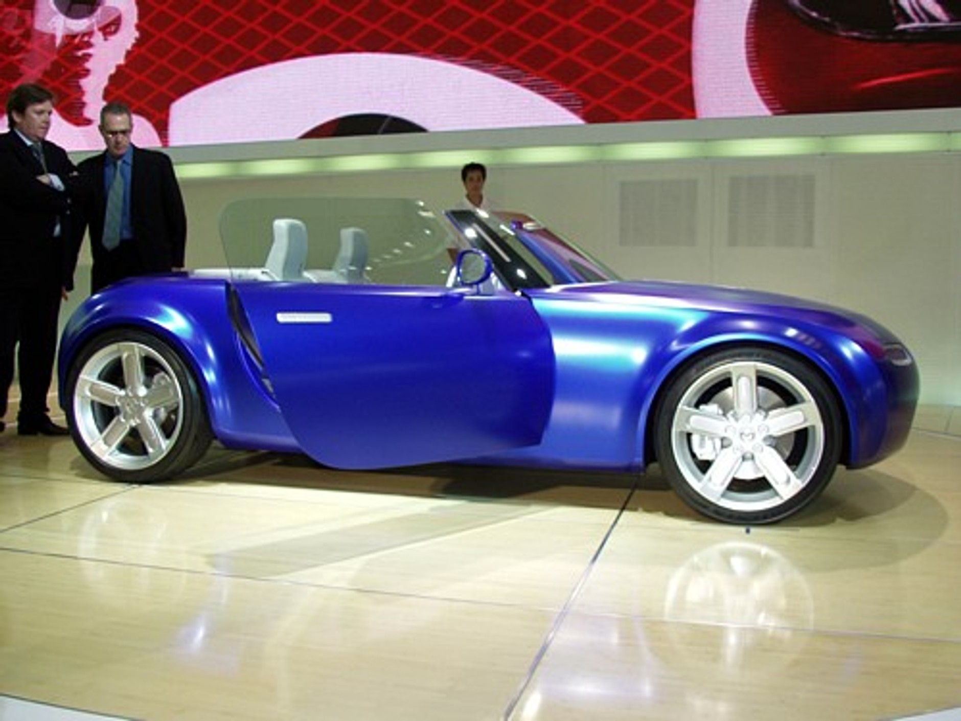 37 Tokyo Motor Show (23.10 - 05.11)