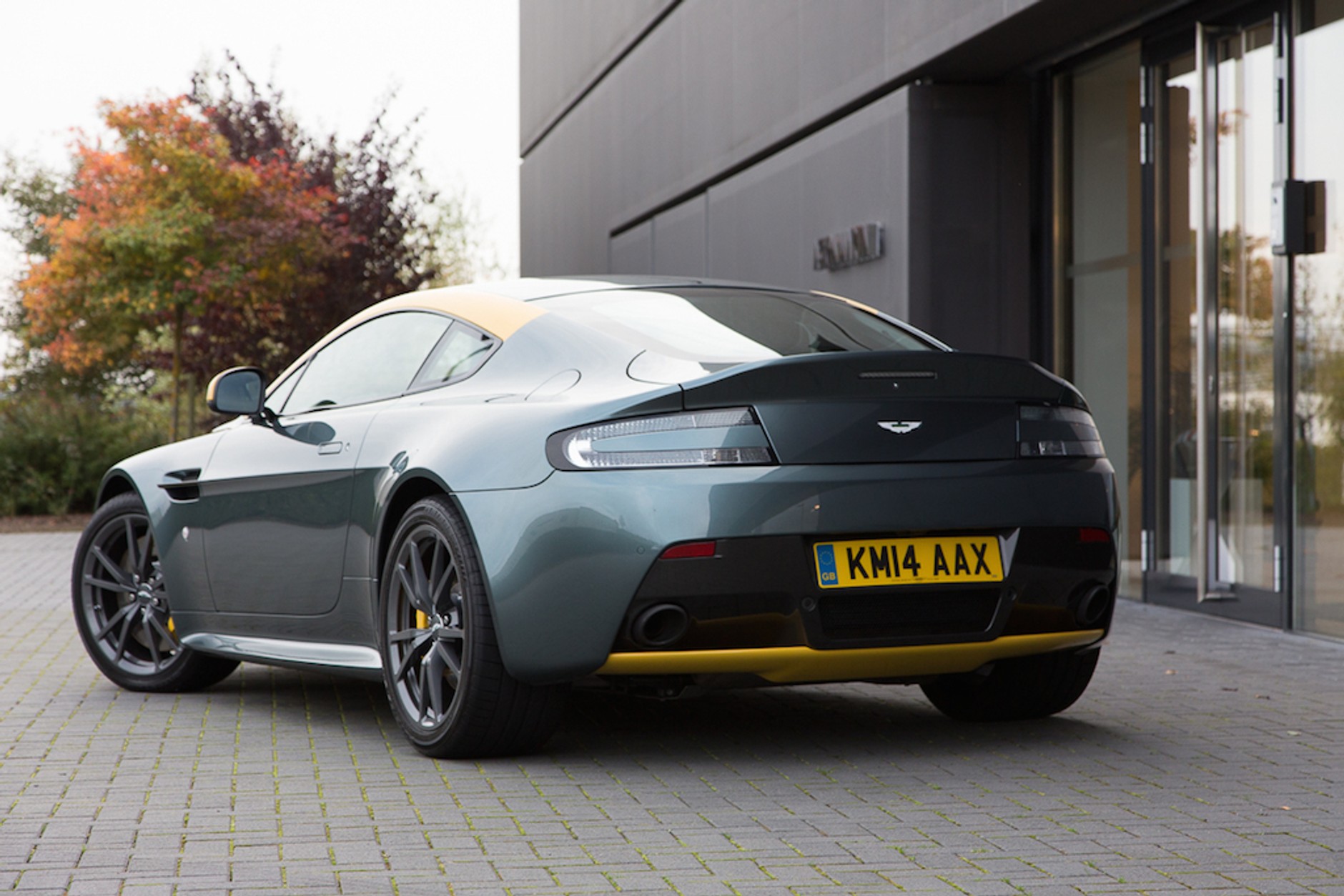Aston Martin Vantage N430