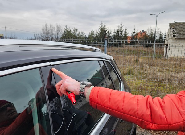 Tak rozpoznasz, czy samochód używany miał wypadek. Sprawdź trzy rzeczy