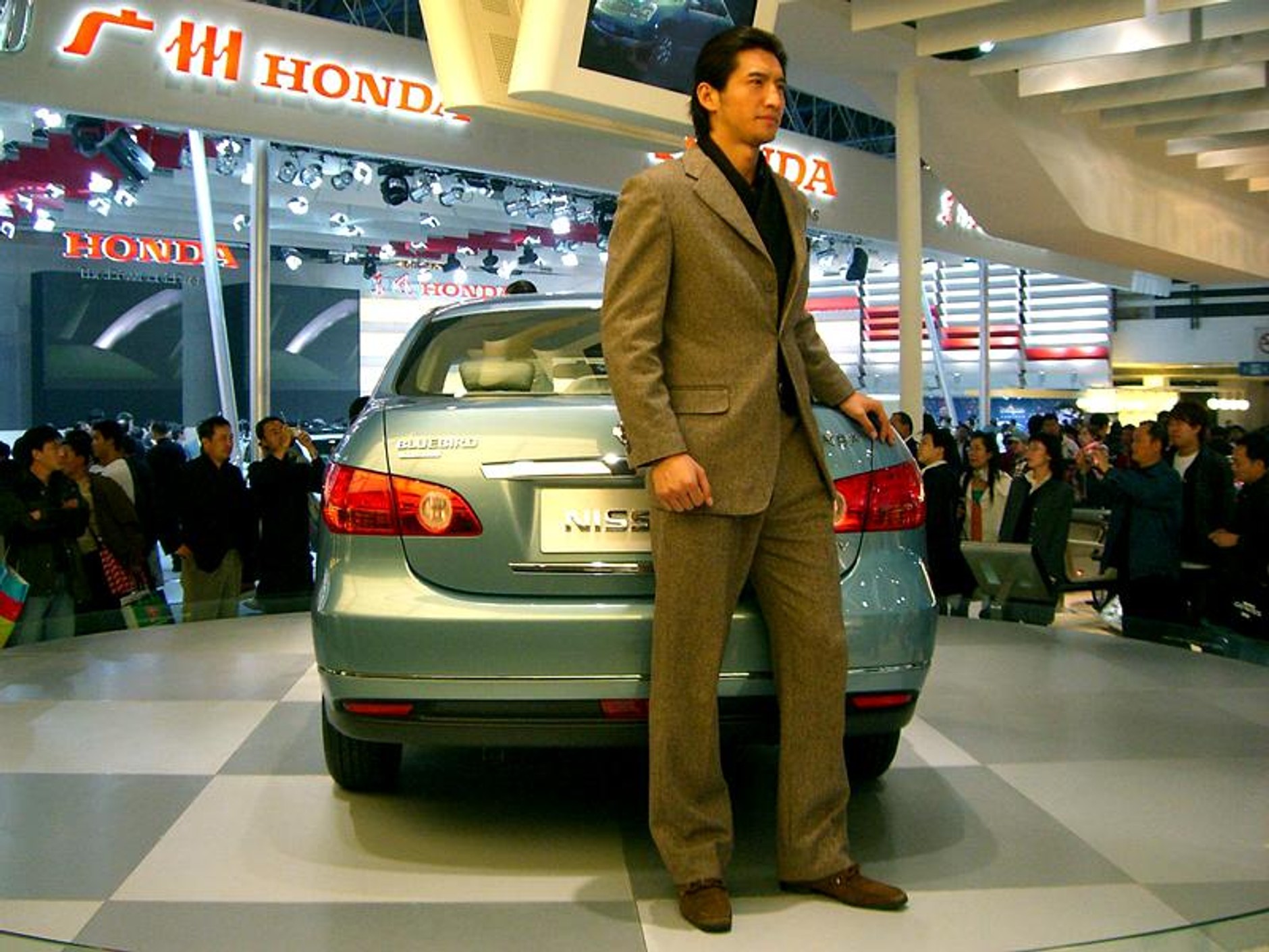 Pekin 2006 - fotogaleria z salonu oraz piękne modelki