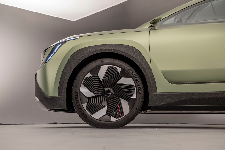 Skoda Vision 7S