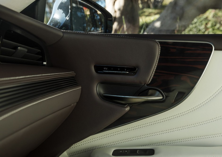 Lexus LS 2017