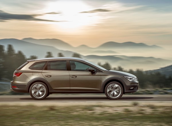 Uterenowiony Seat Leon X-Perience