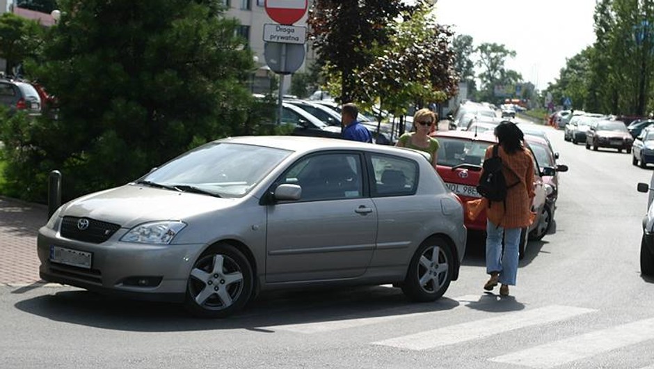 Naukowcy udowodnili, że mężczyźni parkują lepiej od kobiet