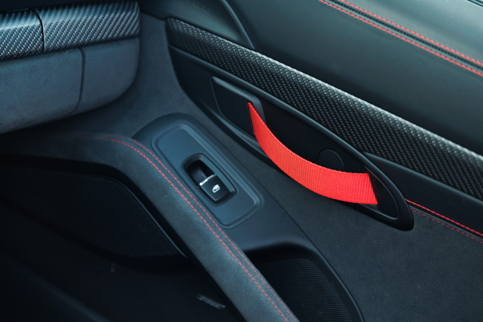 2025 porsche 718 Spyder RS