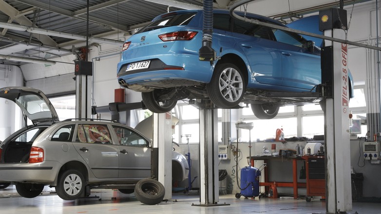 Seat Leon ST 2.0 TDI FR - test długodystansowy (2)