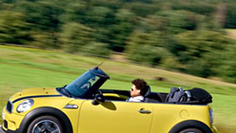 Detroit 2009: premiera światowa Mini Cabrio