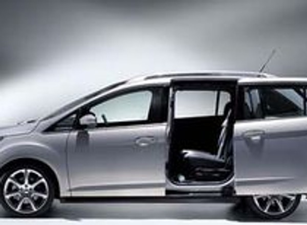 IAA Frankfurt 2009: w blasku premiery modelu C-MAX