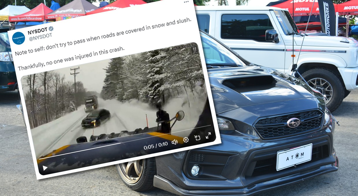 Wyprzedzał "bez głowy". Pług przeciął jego Subaru na pół