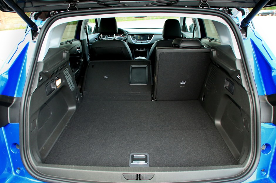 Opel Grandland X Hybrid4