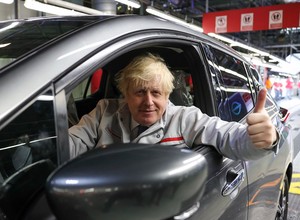 Nissan buduje ekosystem produkcji samochodów elektrycznych. Będzie kosztować miliard funtów