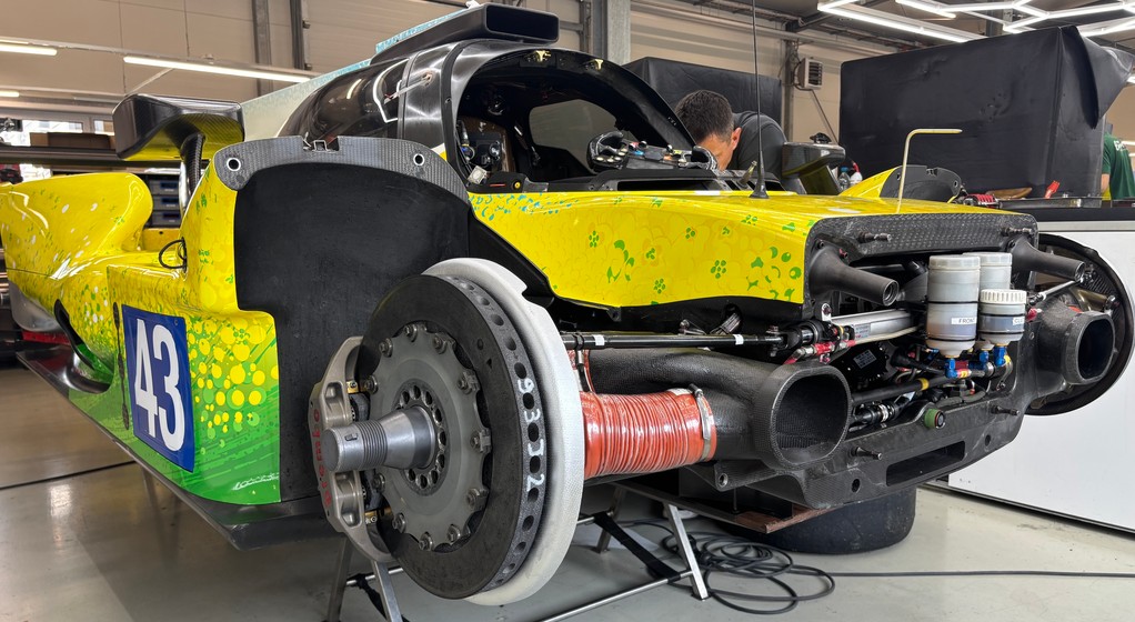 Wizyta w siedzibie Inter Europol Competition przed wyjazdem do Le Mans