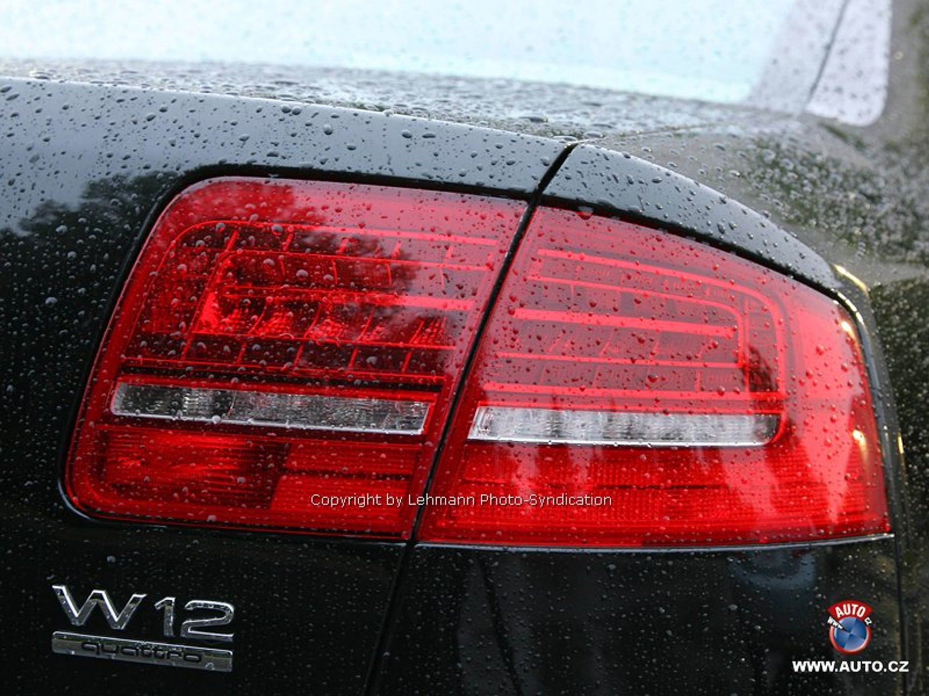 Zdjęcia szpiegowskie: Innowacje Audi A8 odkryte w USA