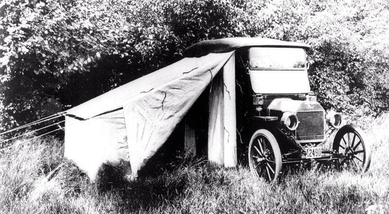 Ford Model T ma sto lat, na zlot przyjechało 750 (fotogaleria)