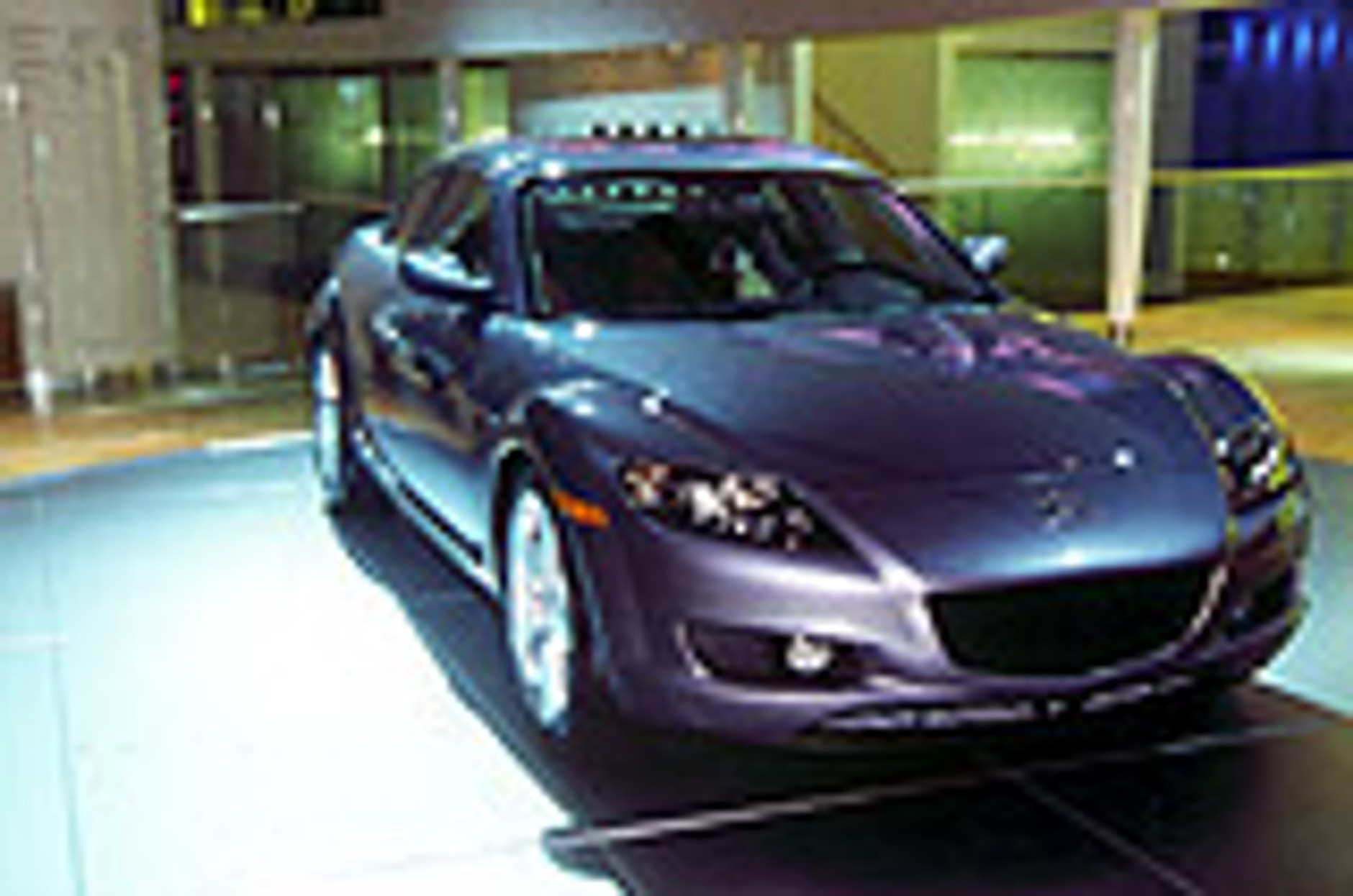 Wystawa samochodowa Detroit 2003