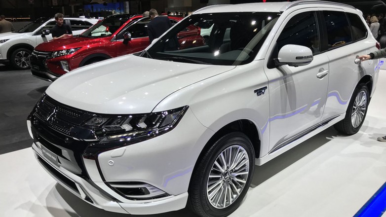 Mitsubishi Outlander PHEV FL