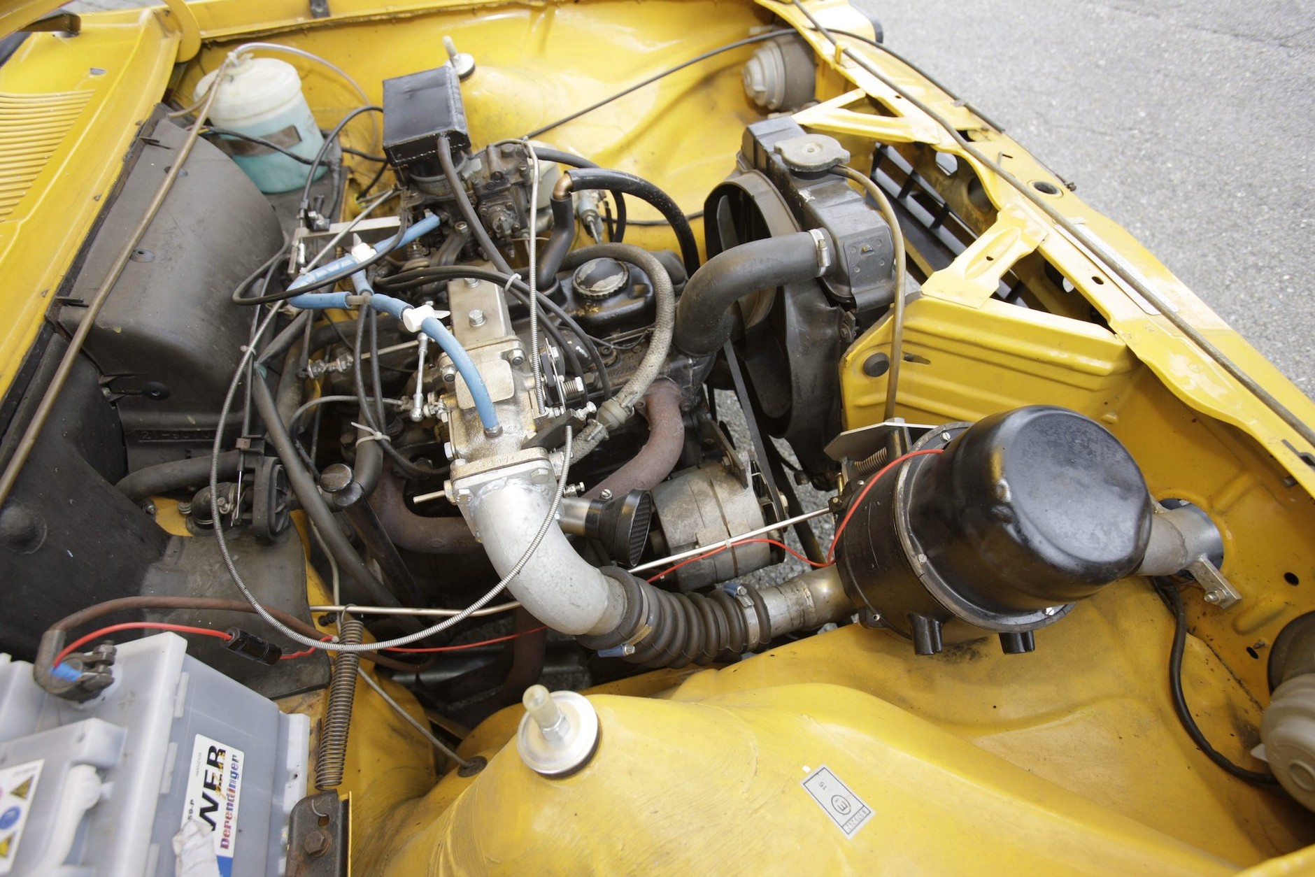 Jak tankować drewno i chrust? Sposób na tanią jazdę!