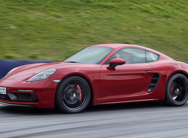 Porsche 718 GTS: 365 KM pod stopą