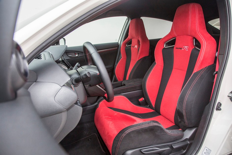 Honda Civic Type R - jest tak szybka, jak wygląda