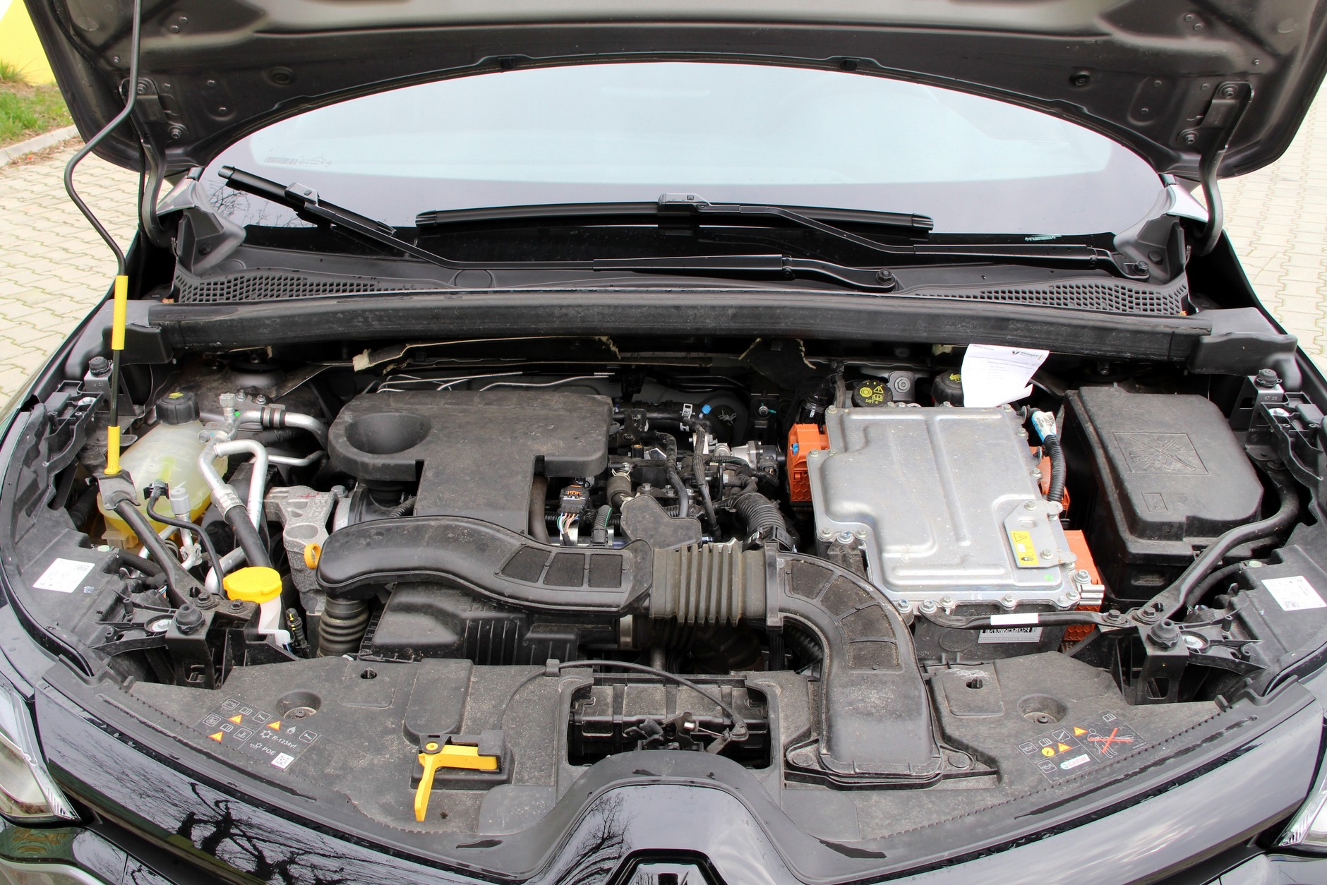 Renault Captur E-Tech full hybrid E-Tech engineered