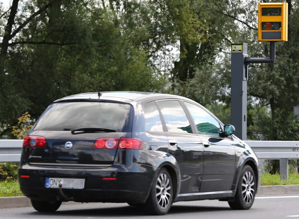 Odcinkowy pomiar prędkości skuteczniejszy od fotoradarów