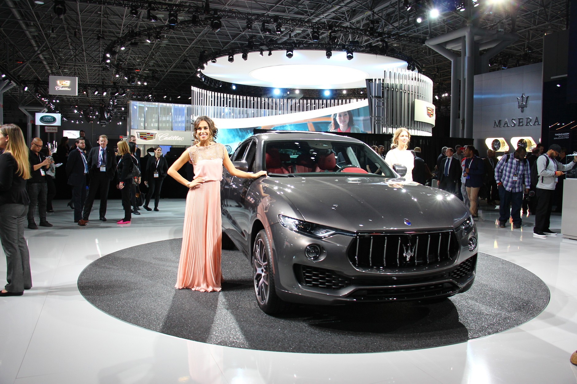 Salon samochodowy Nowy Jork 2016