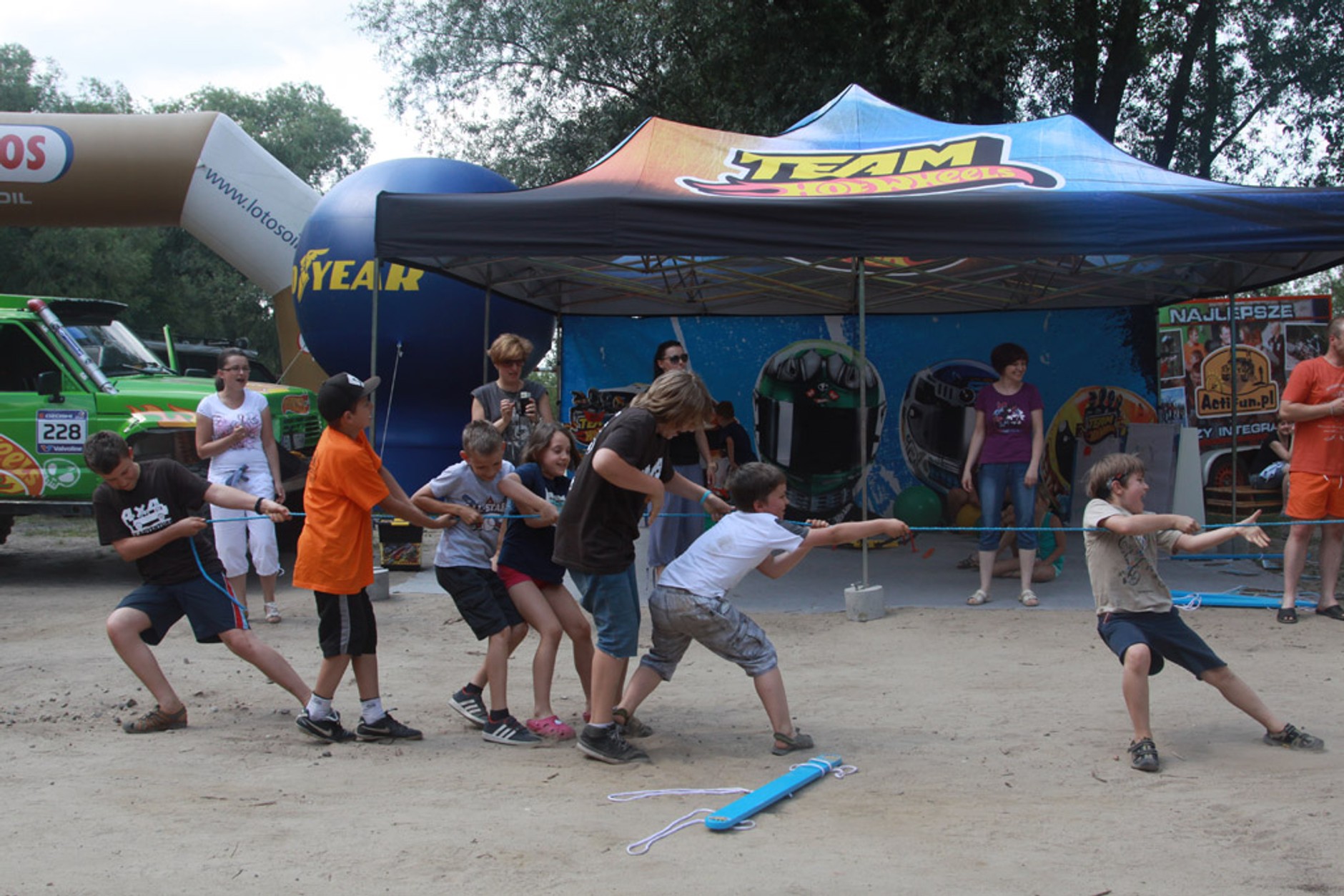 4x4 Family Adventure: Rodzinne zmagania w Turawie