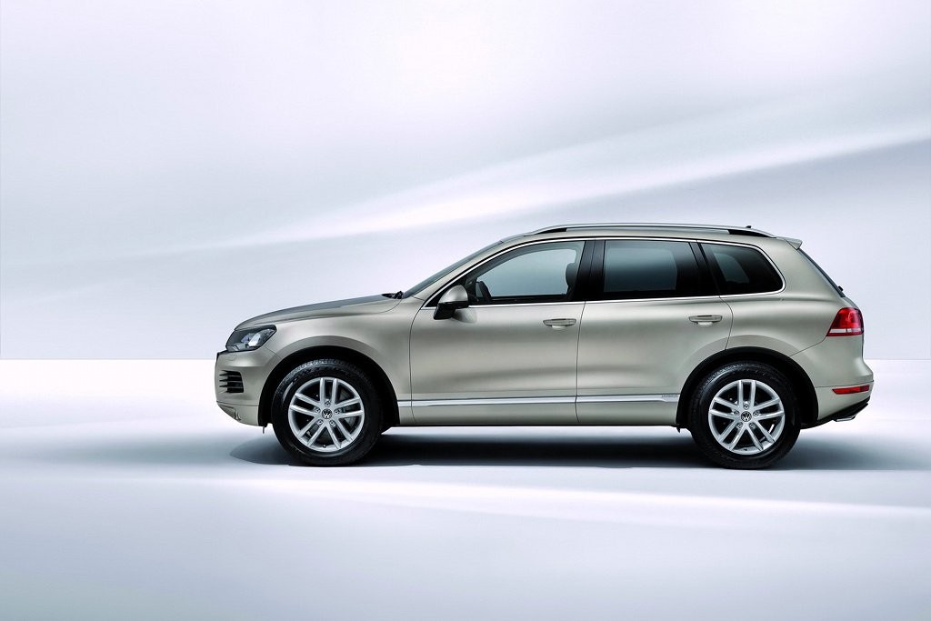Volkswagen Touareg - Druga generacja zadebiutuje w Genewie