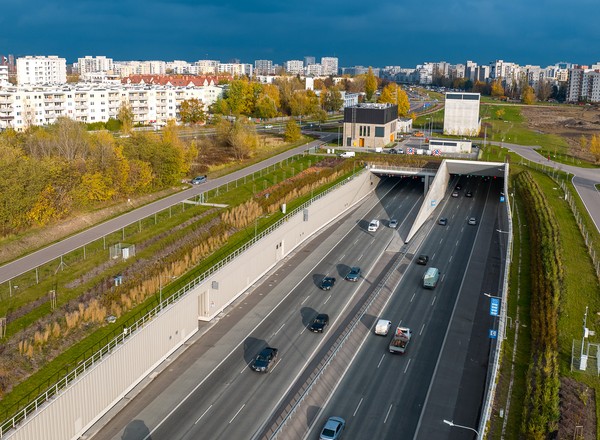 Tunel POW już od roku. Przejechało nim 23 mln pojazdów
