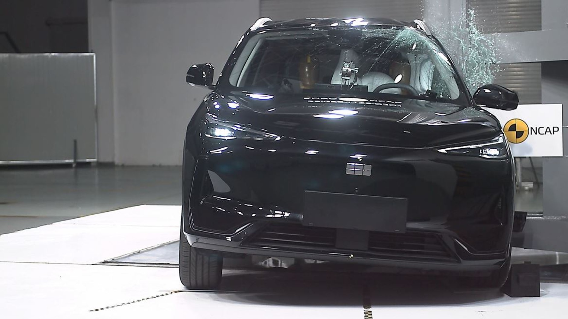 Crash test: Geely EX5 (2025)