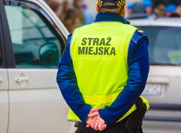 Sorry, tego osiedla nie obsługujemy. Przez jeden szczegół straż miejska nie wystawia mandatów