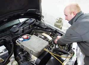 Serwis klimatyzacji: radzimy, gdzie warto go zrobić