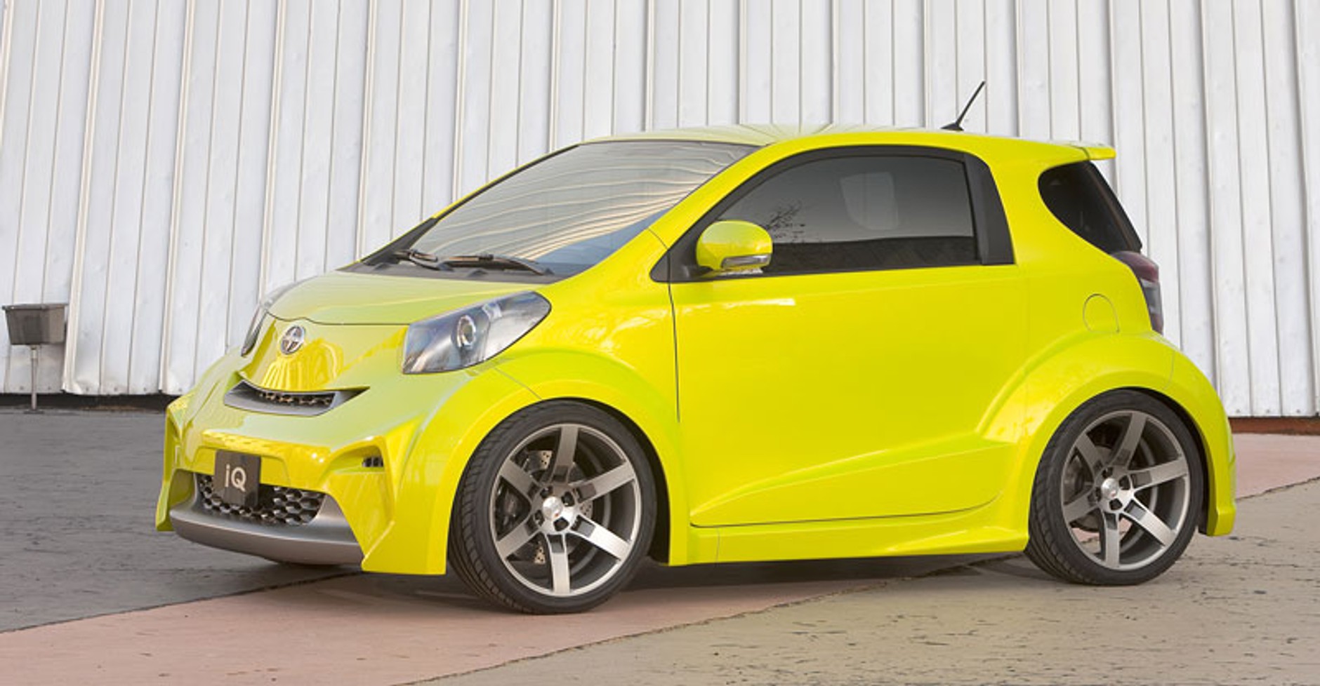Scion iQ Concept: najmniejsza Toyota zmierza za ocean
