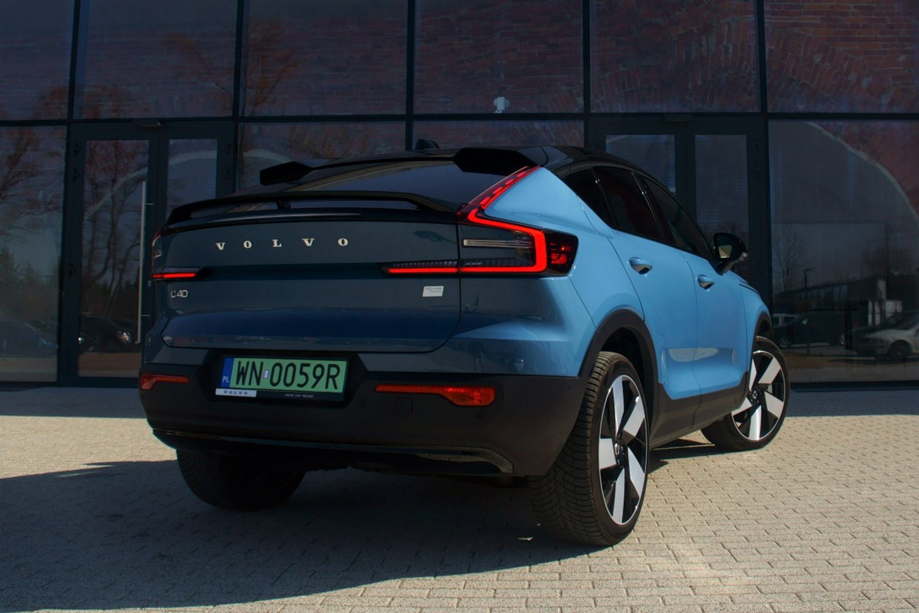 Volvo C40 Recharge P8