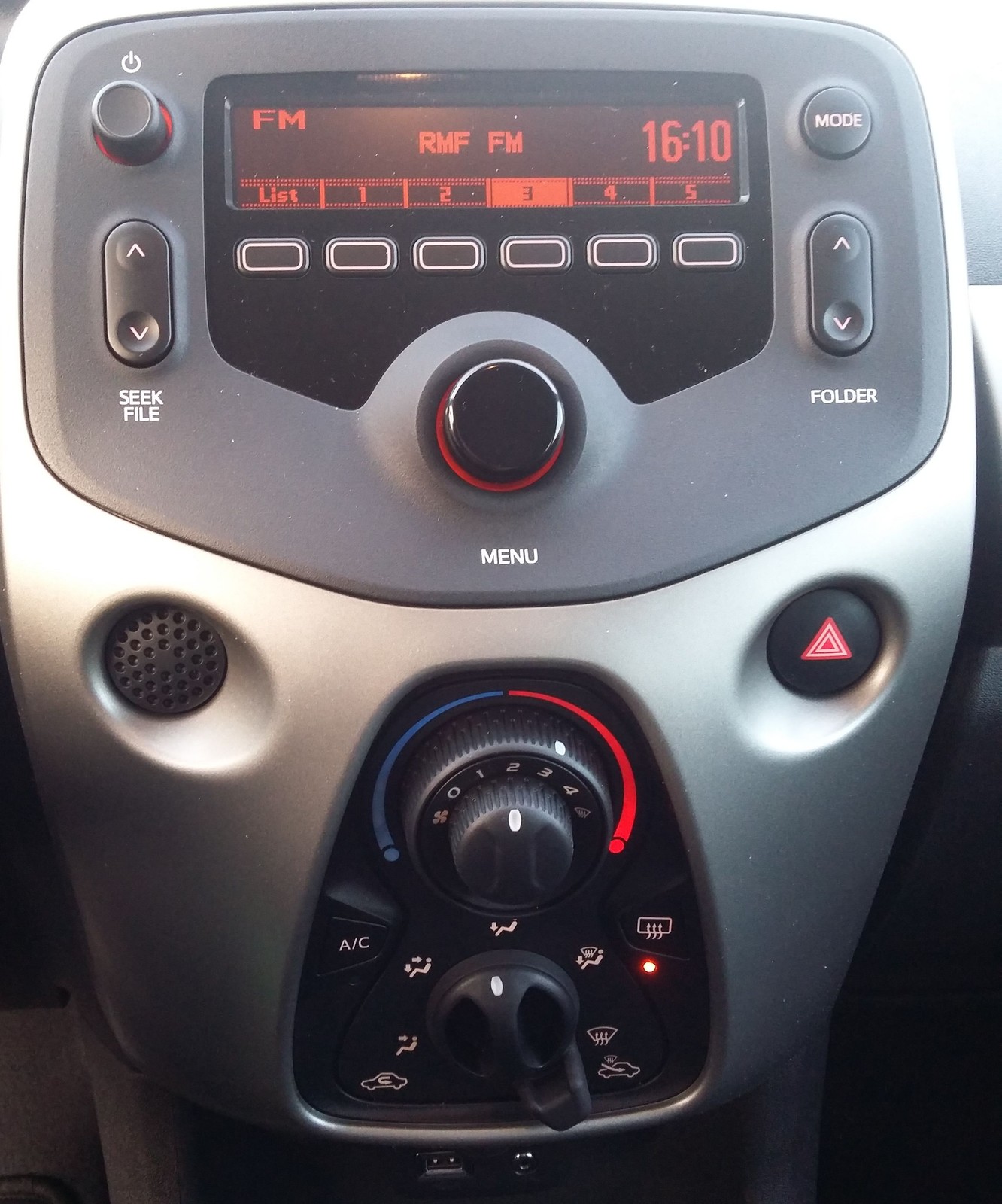 Citroen C1 1.0 VTi 68 KM