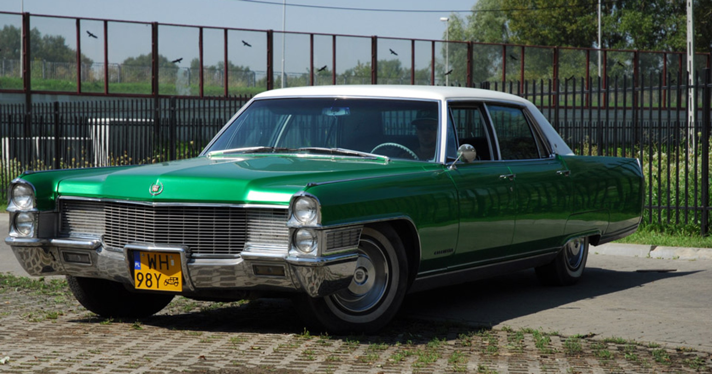 Cadillac Fleetwood Braugham: minimalizm nie istnieje 