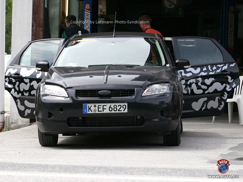 Zdjęcia szpiegowskie: Ford Focus przed faceliftingiem